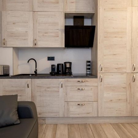 Nice Centre Flat - Modern, Quiet And Brand New Экстерьер фото