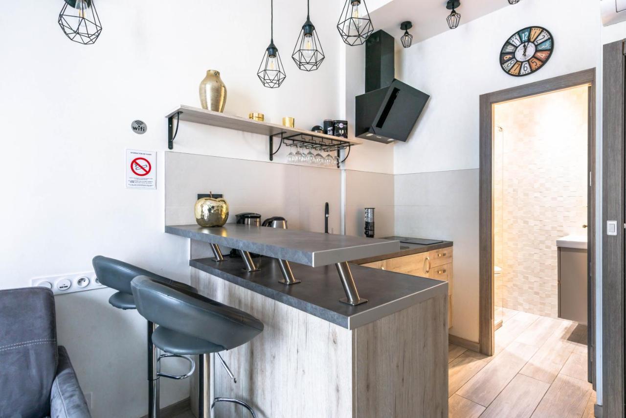 Nice Centre Flat - Modern, Quiet And Brand New Экстерьер фото